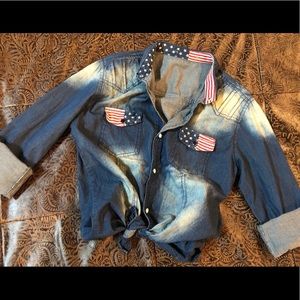 🇺🇸 Embellished Long Sleeve Denim Shirt! ✌️